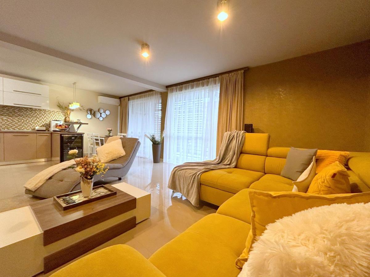 Thea Apartment Timisoara Exterior foto
